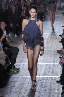 Kaia Gerber feet photo thumbnail
