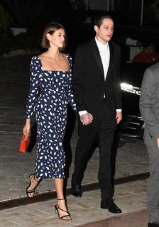 Kaia Gerber feet photo thumbnail