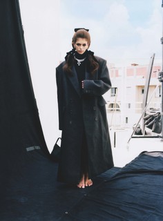 Kaia Gerber feet photo thumbnail