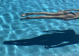 Kaia Gerber feet photo thumbnail