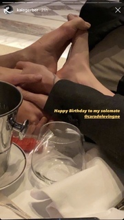 Kaia Gerber feet photo thumbnail