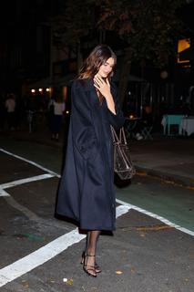 Kaia Gerber feet photo thumbnail