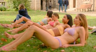 Kaia Gerber feet photo thumbnail