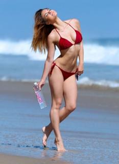 Kaili Thorne feet photo 2
