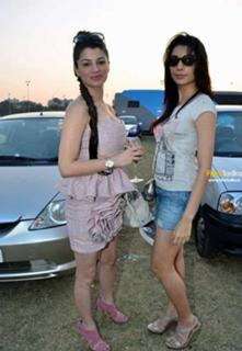 Kainaat Arora feet photo 9
