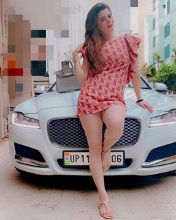 Kainaat Arora feet photo 16