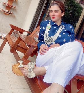 Kainaat Arora feet photo 12