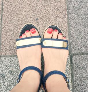 Kairi Hôjô feet photo thumbnail