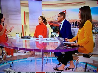 Kaitlan Collins feet photo thumbnail
