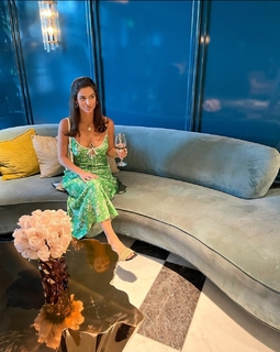 Kaitlan Collins feet photo thumbnail