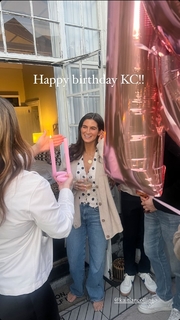 Kaitlan Collins feet photo thumbnail