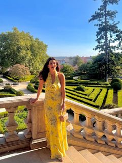 Kaitlan Collins feet photo thumbnail