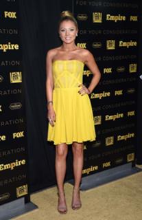 Kaitlin Doubleday feet photo 14