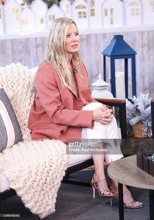 Kaitlin Doubleday feet photo 6