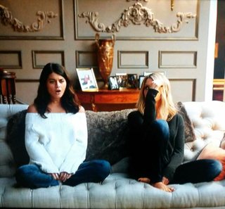 Kaitlin Olson feet photo thumbnail