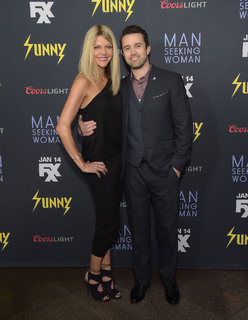 Kaitlin Olson feet photo thumbnail
