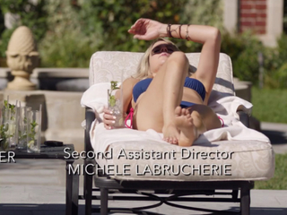 Kaitlin Olson feet photo thumbnail