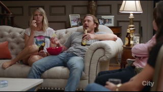 Kaitlin Olson feet photo thumbnail