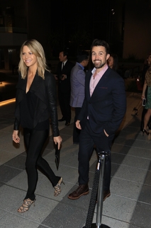 Kaitlin Olson feet photo thumbnail