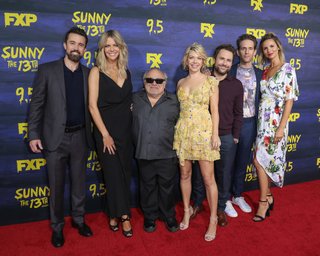 Kaitlin Olson feet photo thumbnail