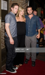 Kaitlin Olson feet photo thumbnail