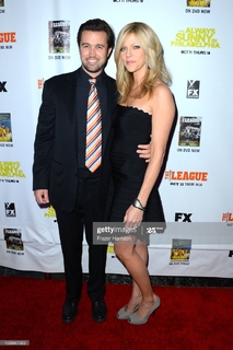 Kaitlin Olson feet photo thumbnail