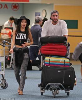 Kaitlyn Bristowe feet photo 19