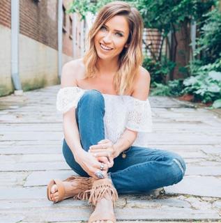 Kaitlyn Bristowe feet photo 10