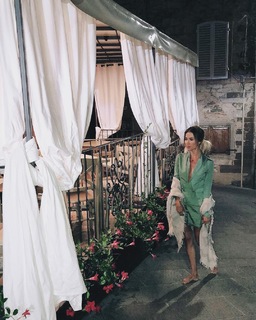 Kaitlyn Bristowe feet photo 1