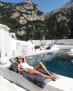 Kaitlyn Bristowe feet photo 17