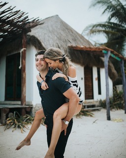 Kaitlyn Bristowe feet photo 5