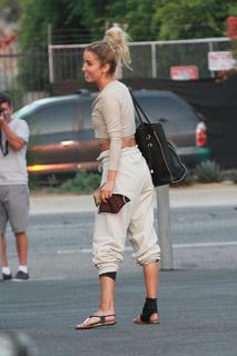 Kaitlyn Bristowe feet photo 6
