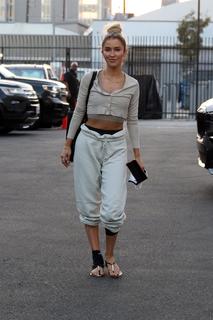 Kaitlyn Bristowe feet photo 3