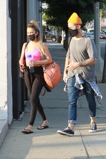 Kaitlyn Bristowe feet photo 18