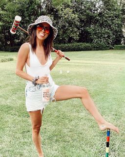 Kaitlyn Bristowe feet photo 14