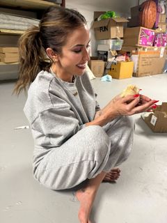 Kaitlyn Bristowe feet photo 1