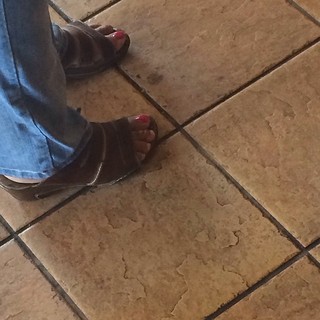 Kaitlyn Chookagian feet photo 2