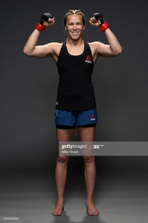 Kaitlyn Chookagian feet photo 10