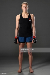 Kaitlyn Chookagian feet photo 9