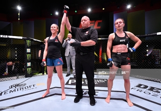Kaitlyn Chookagian feet photo 18