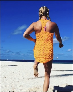 Kaitlyn Chookagian feet photo 10