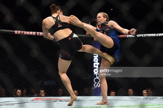 Kaitlyn Chookagian feet photo 3