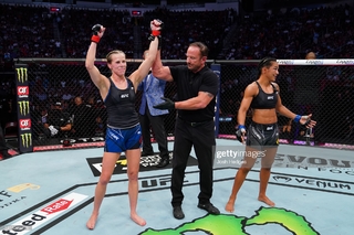 Kaitlyn Chookagian feet photo 16