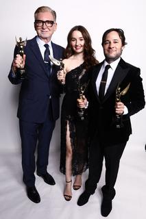 Kaitlyn Dever feet photo thumbnail