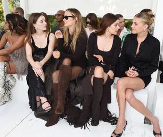 Kaitlyn Dever feet photo thumbnail