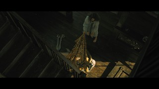 Kaitlyn Dever feet photo thumbnail