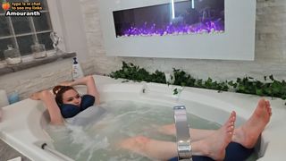 Kaitlyn Siragusa feet photo thumbnail