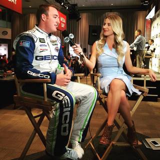 Kaitlyn Vincie feet photo 20