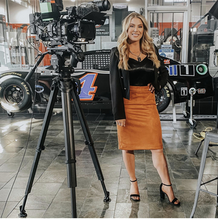 Kaitlyn Vincie feet photo 7