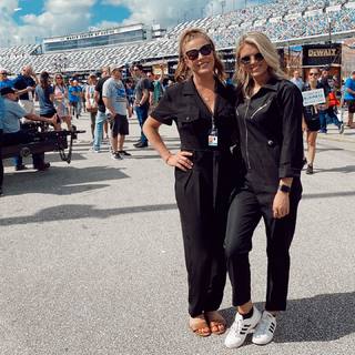 Kaitlyn Vincie feet photo 6